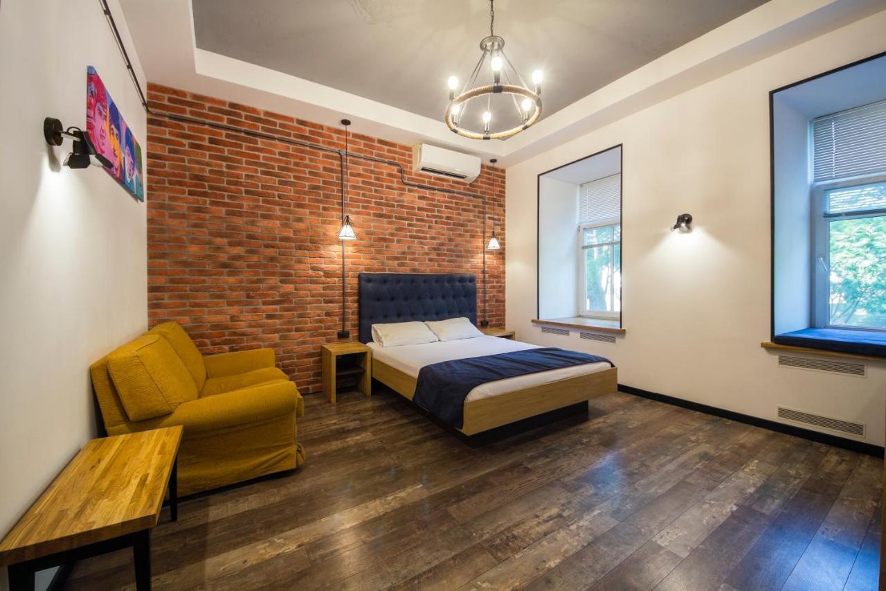 Self Check-In Apartments Near Landscape Alley Kiev Eksteriør billede
